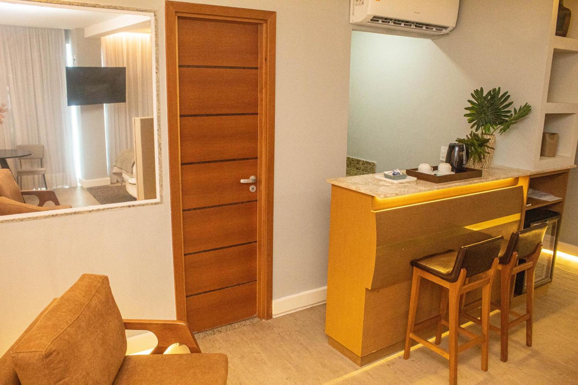 Hotel Brisa Tropical De มาคาเอ ภายนอก รูปภาพ